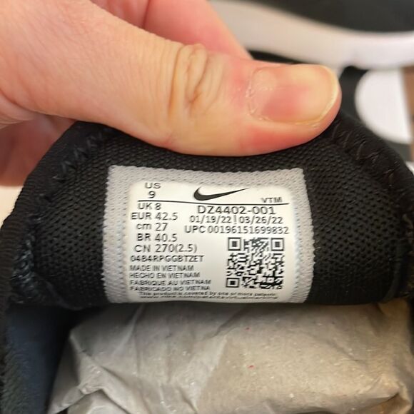 Nike Air Max 270 Anthracite Men Size 9 Women Size 10.5(DZ4402-001) - Picture 12 of 15